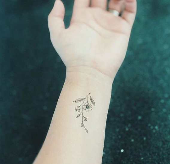 Wrist Tattoos - Beautiful Wrist Tattoo Ideas From Instagram